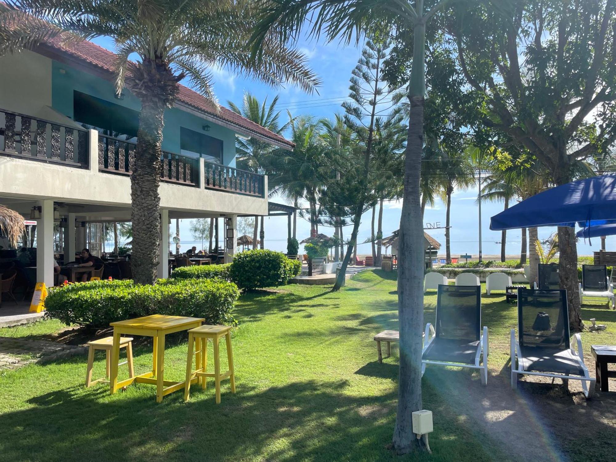 Dolphin Bay Beach Resort Sam Roi Yot Buitenkant foto