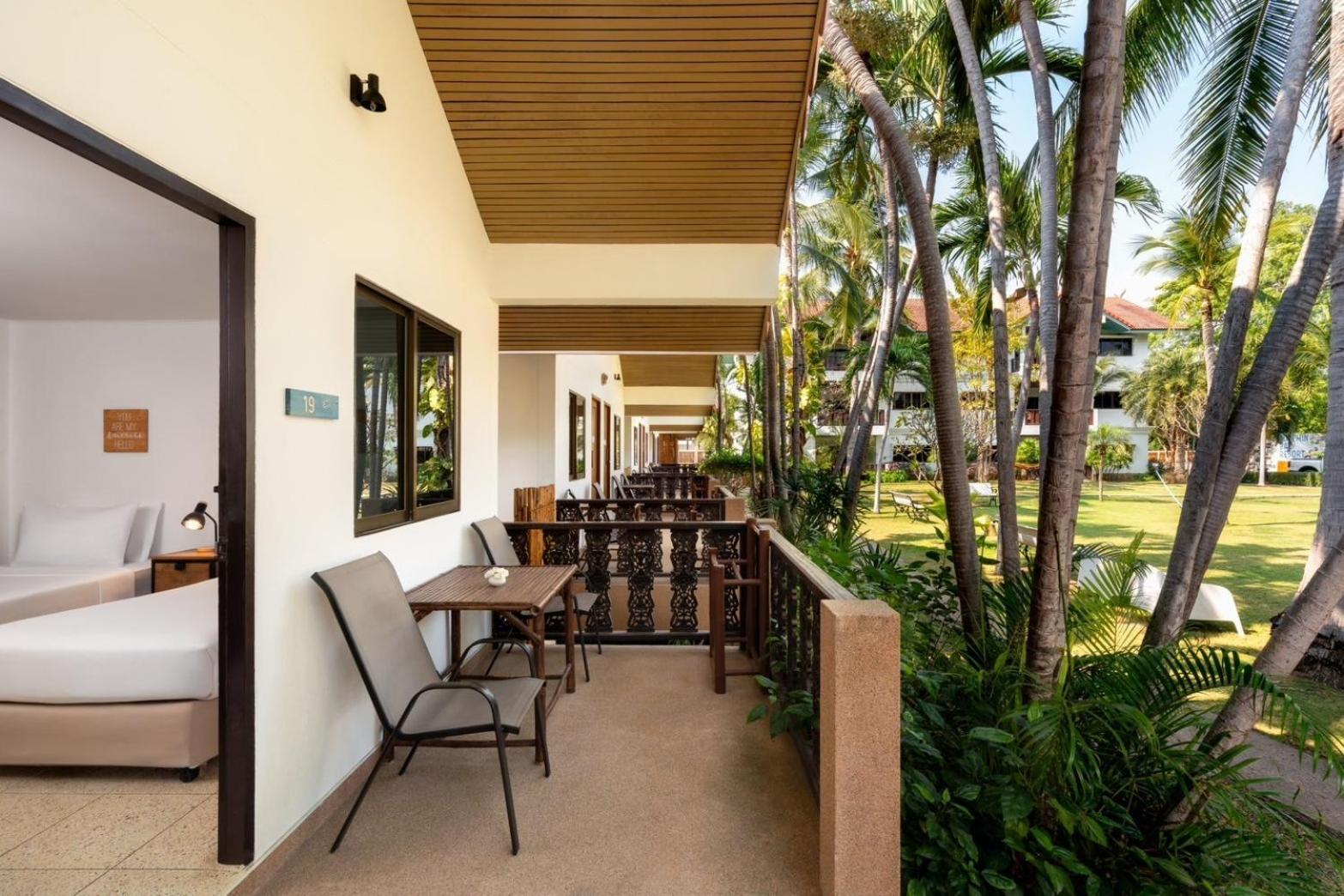 Dolphin Bay Beach Resort Sam Roi Yot Buitenkant foto